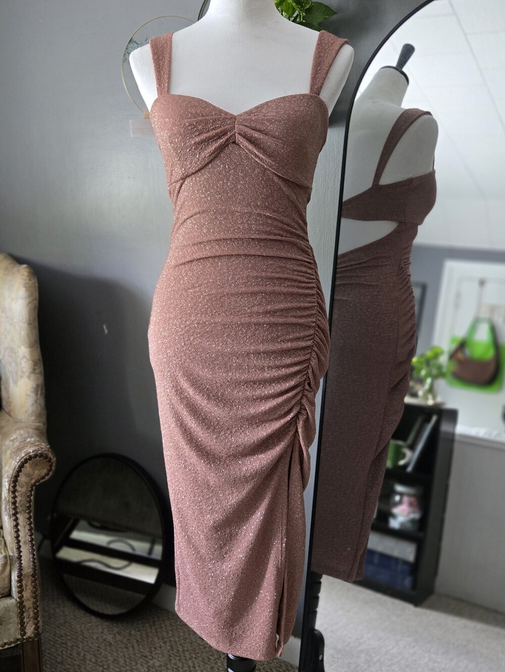 Windsor Rose Gold Savannah Glitter Cutout Midi Formal Side Ruched Dress